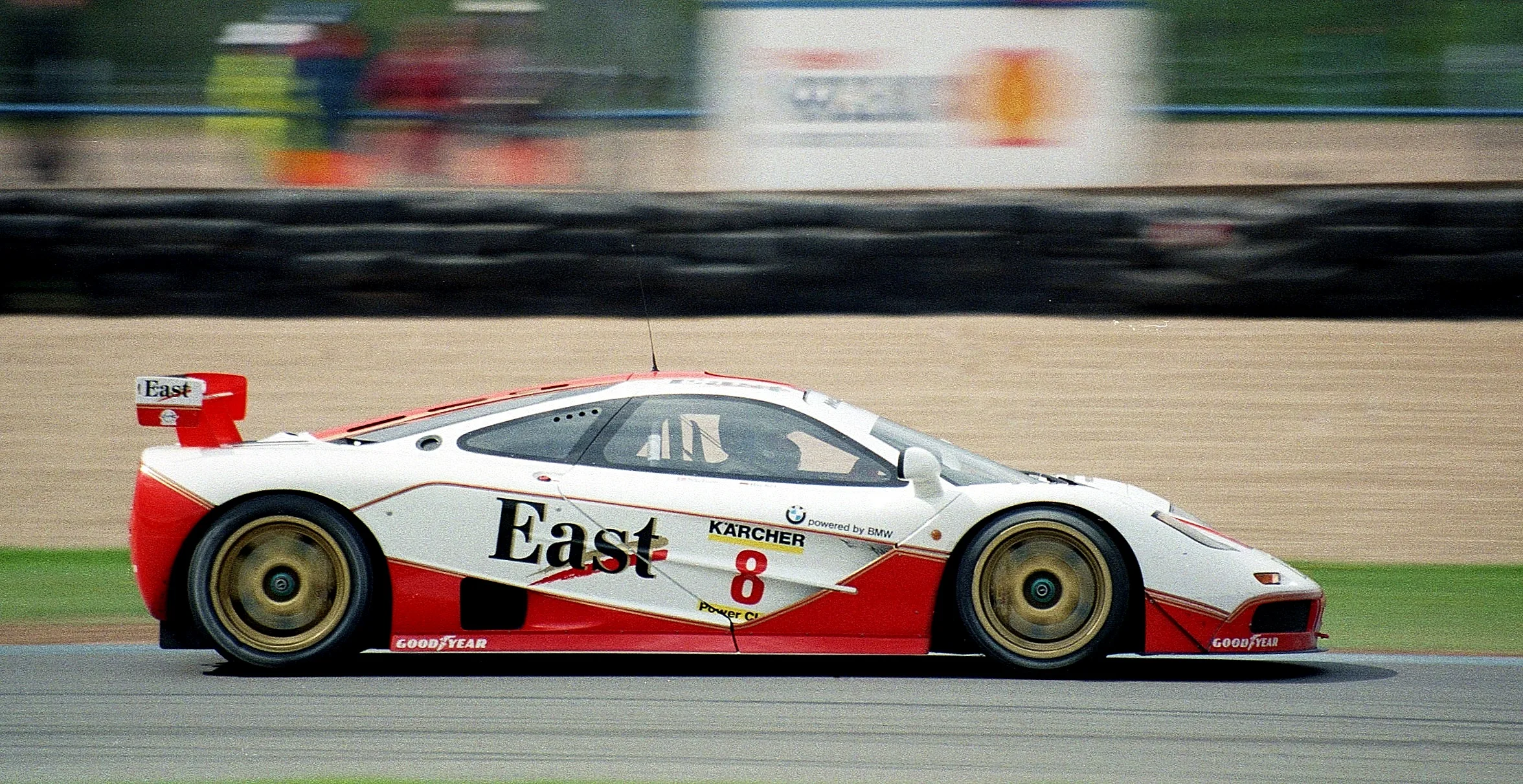 The Nielsen/Bscher McLaren F1 GTR at the 1995 Donington BPR round, in-period competition photography of the racing F1.