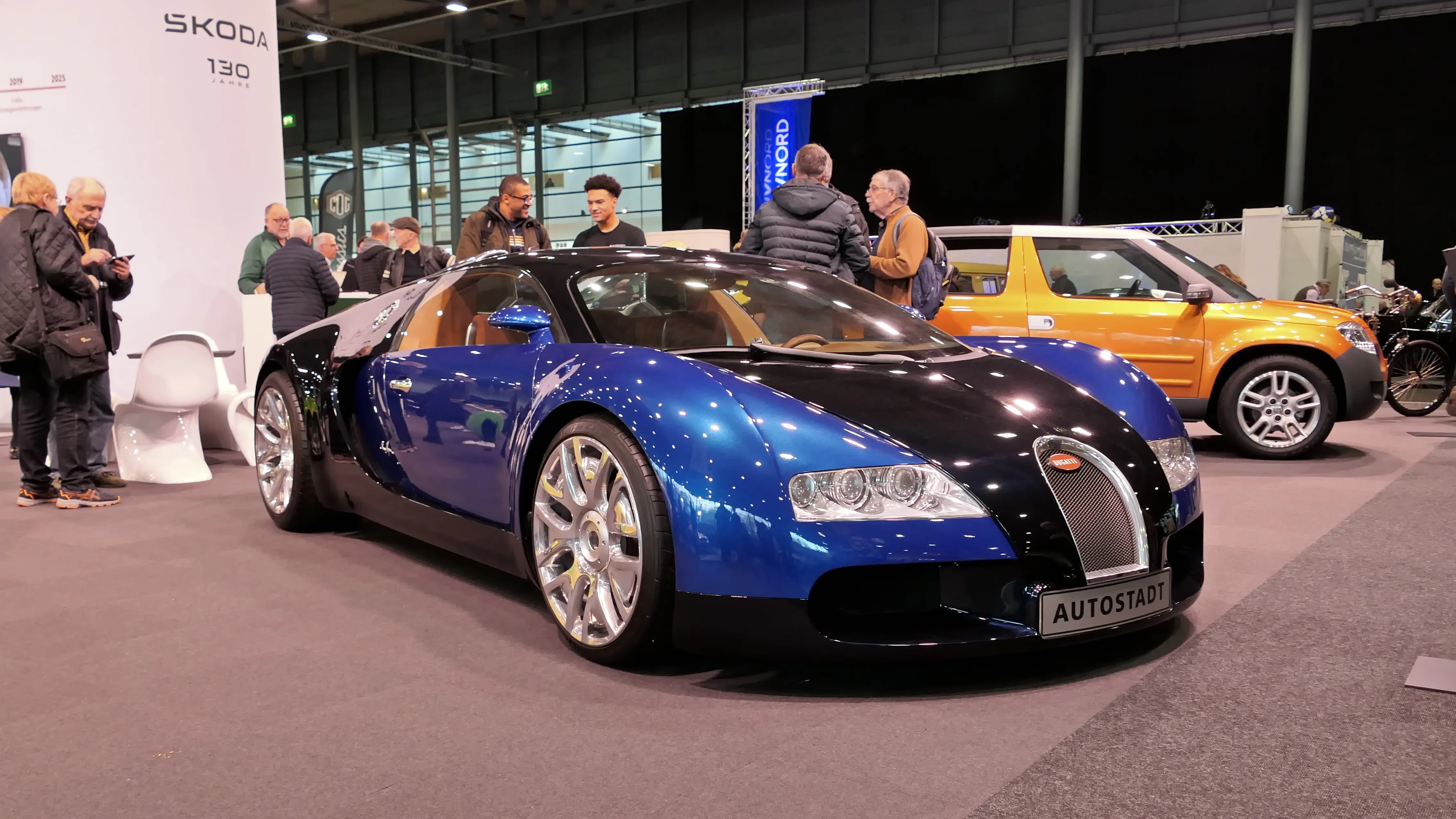 The Bugatti EB 18.4 Veyron concept, the 1999 Tokyo Motor Show design study, by Hartmut Warkuss and Jozef Kabaň, that first carried the Veyron name.